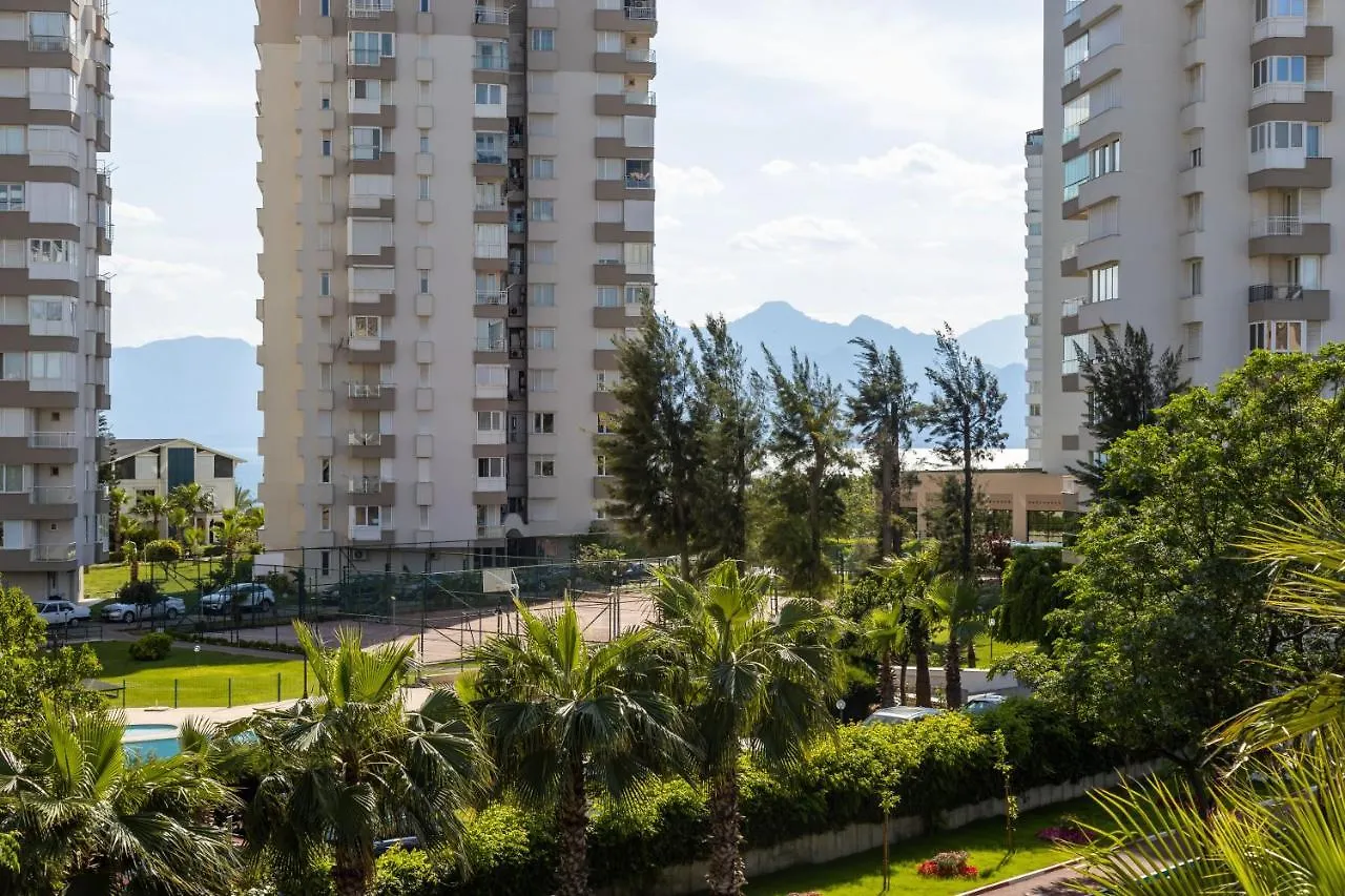 Large Duplex Apartment With Sea View Antalya