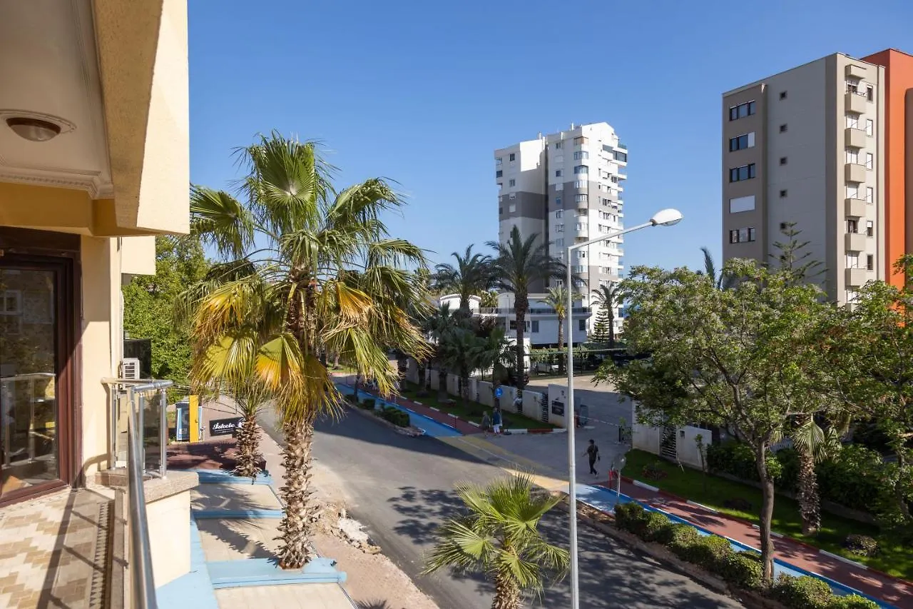 Large Duplex Apartment With Sea View Antalya